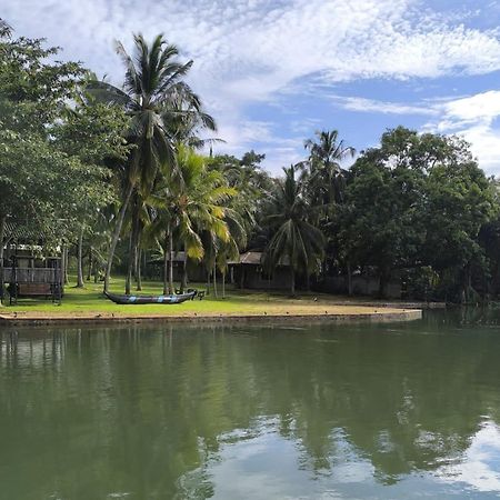 Yonan River Face Safari Resort Udawalawe Dış mekan fotoğraf